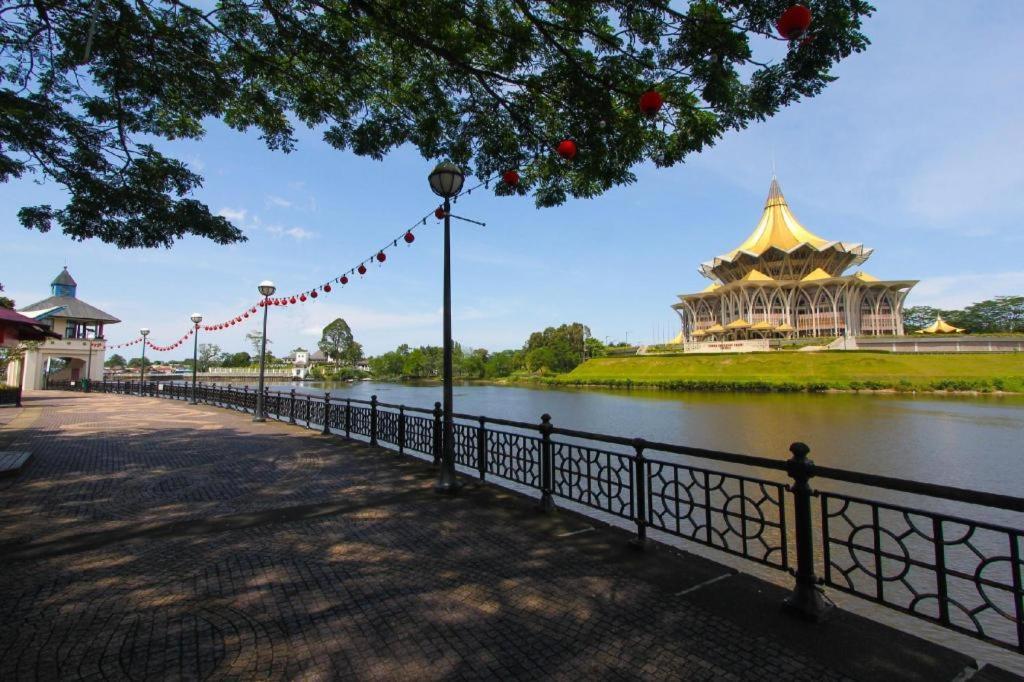 Kemena View Hotel Kuching Ngoại thất bức ảnh